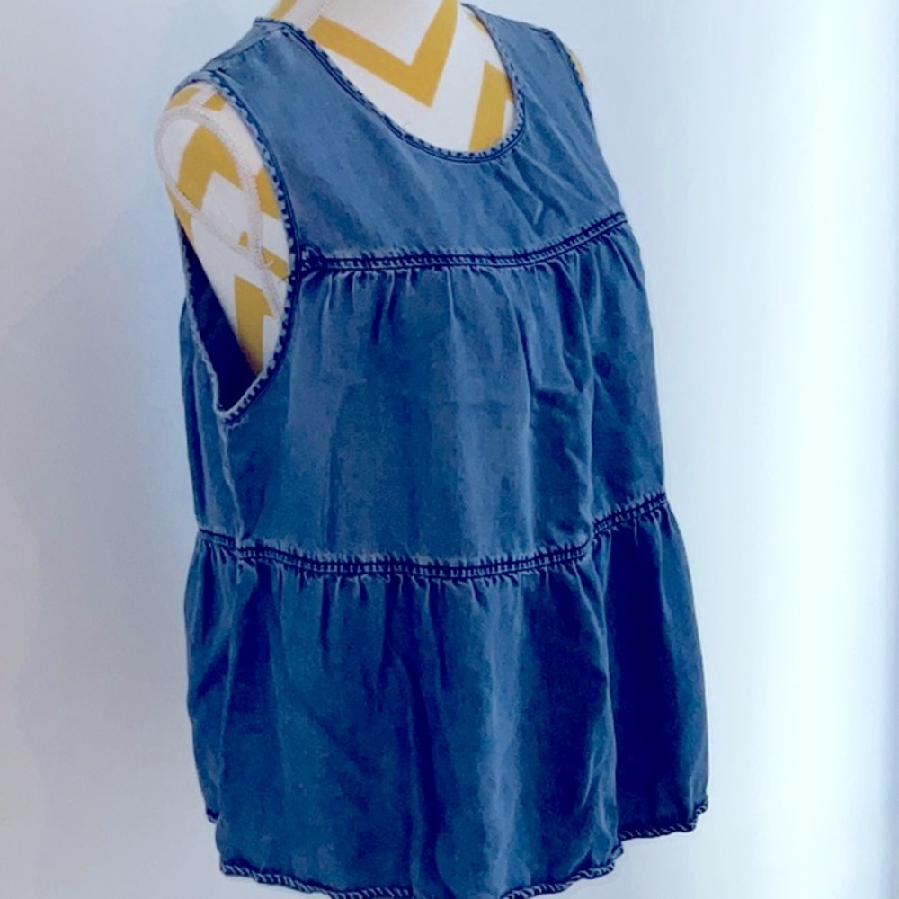 Universal Thread denim top